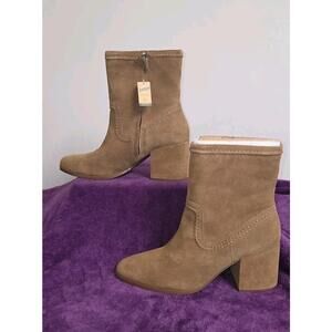 NIB Women's Vince Camuto Pailey Bootie in Nutmeg Verona Size 11M